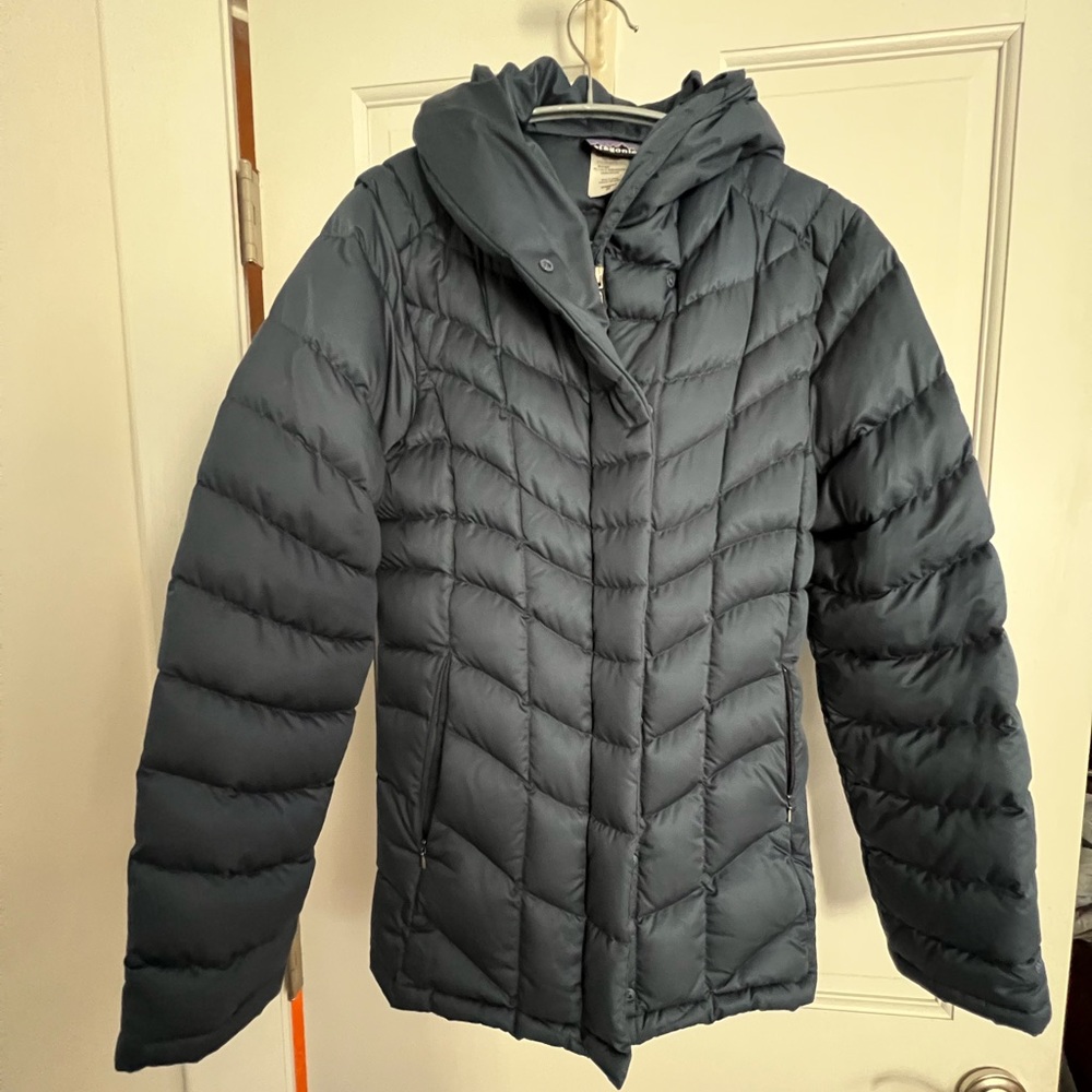 PATAGONIA WOMENS JACKET SIZE M